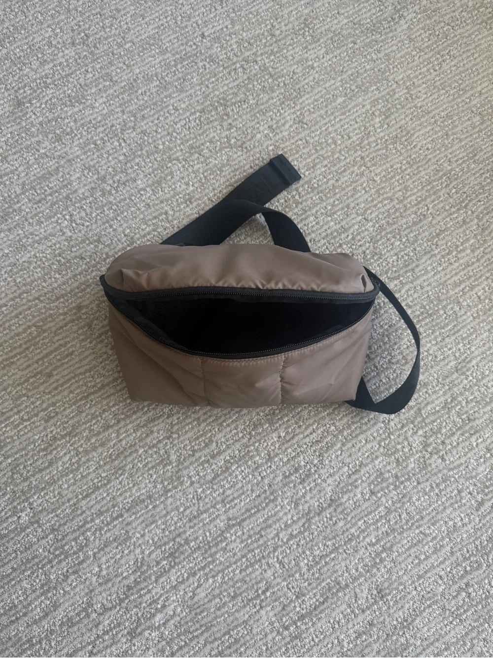 Calpak belt bag - Picture 3 of 5